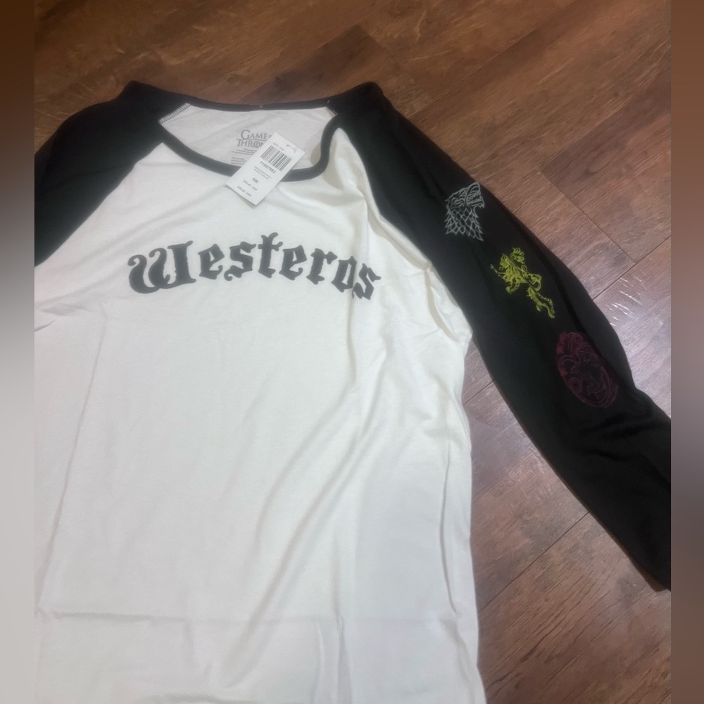 Game of Thrones Women’s size Small Hot Topic Westerose Raglan Sleeve t shirt